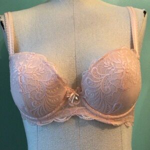 Le Mystere peach lace bra 34C